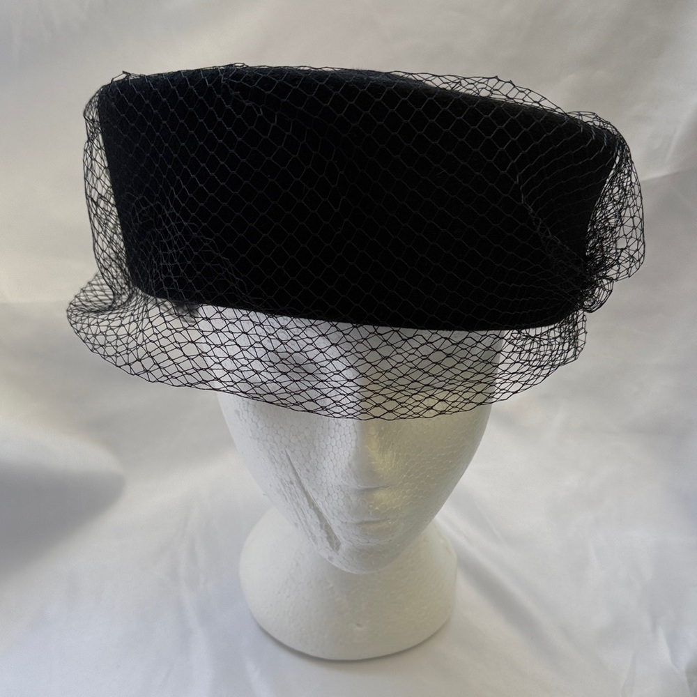 Chic Black Veil Hat for Women